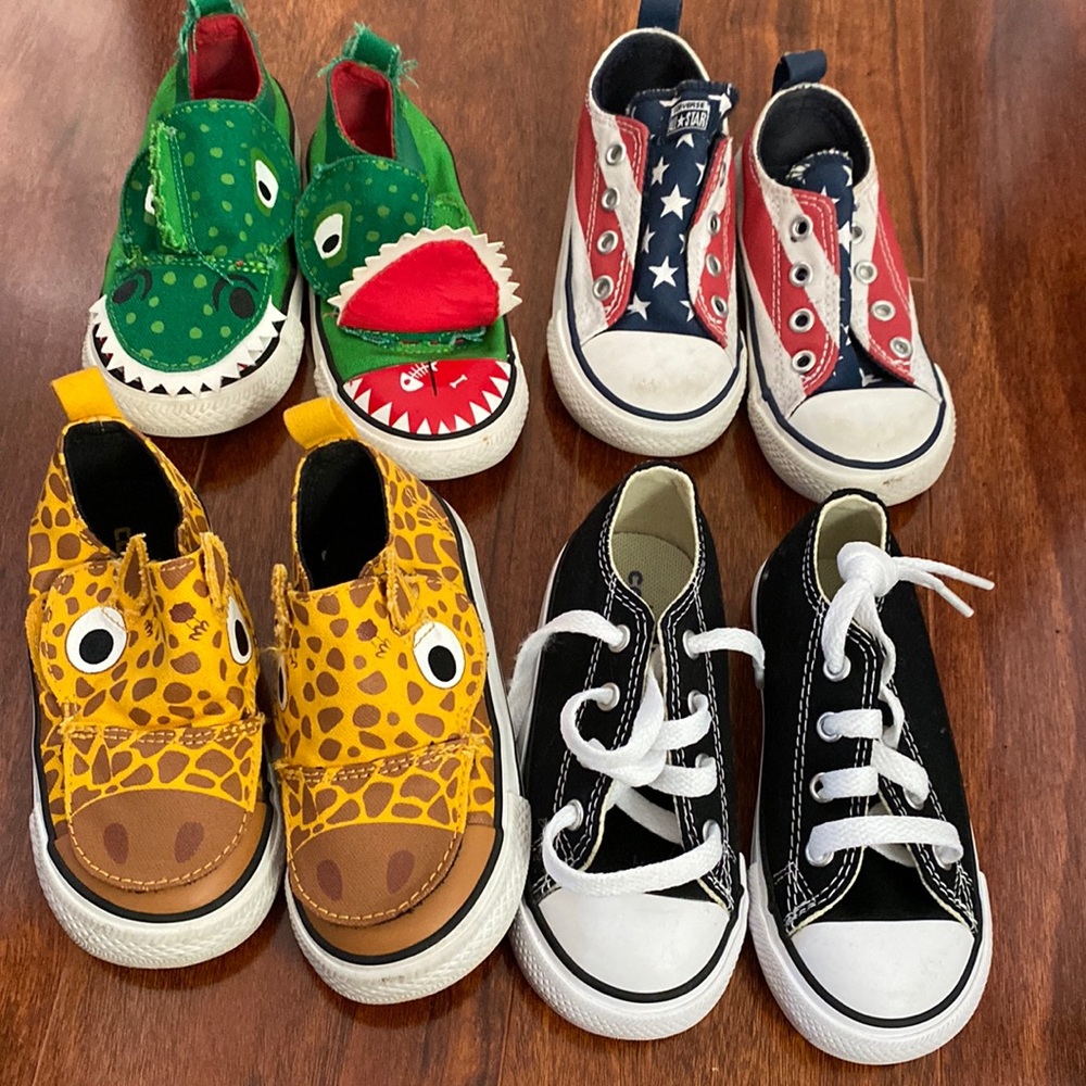 Converse size 7 toddler shoes great condition- 4 pair